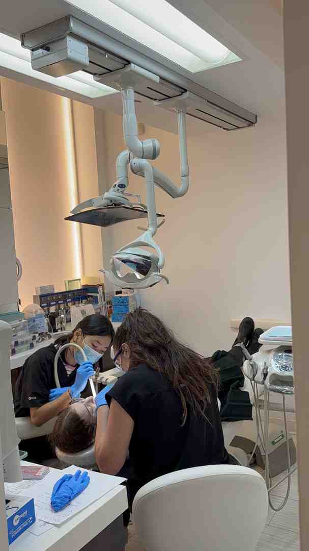 The Price of a Perfect Smile: Cracked Molar Repair Costs Explained